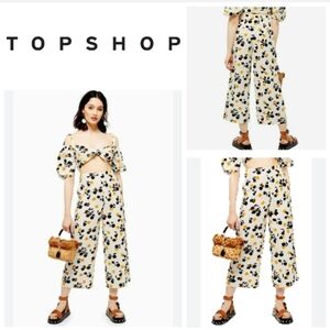 Topshop Frida Crop Wide Leg Trousers . Size 8